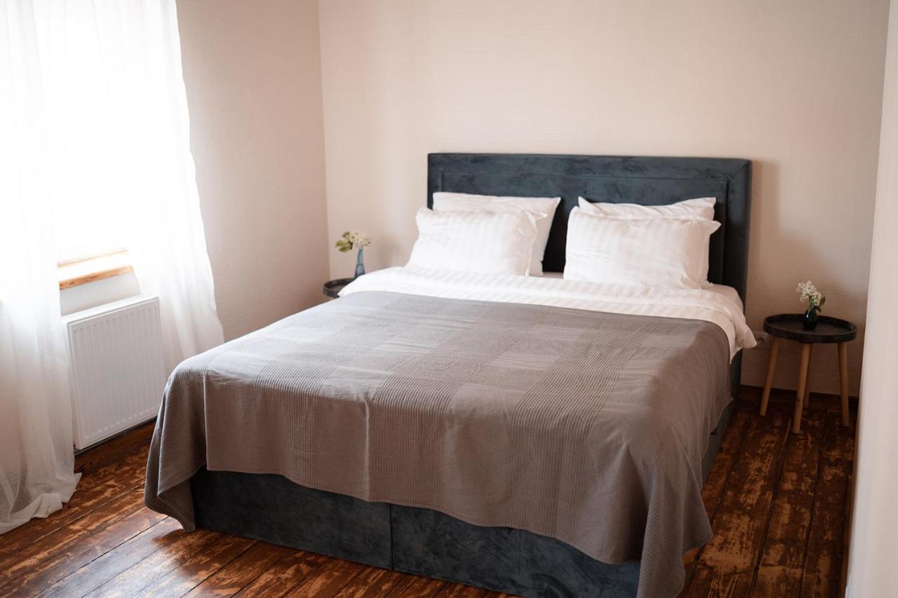 Apartaments Nr. 33 タルシ エクステリア 写真